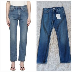 NWT Toteme Straight Leg Denim Mid Blue Wash Jeans 25/32. Inseam 26"